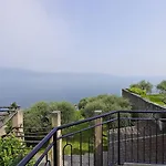 펜션 La Vista Dal Borgo *