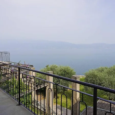 La Vista Dal Borgo *